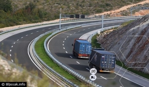 Pi&scaron;e:Bljesak.info